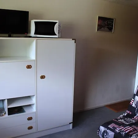 Апартаменты A Super Besse, Proche Pistes Et Commodites - Fr-1-814-35 Бес-э-Сент-Анастез